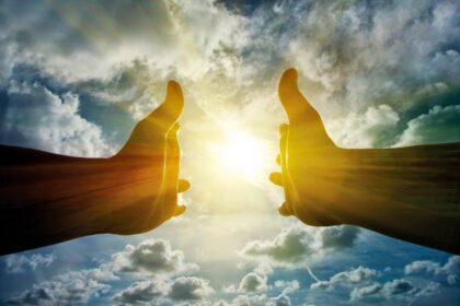 LIVING SUCCESSFULLY BY DYING By Rev M.A DANIEL